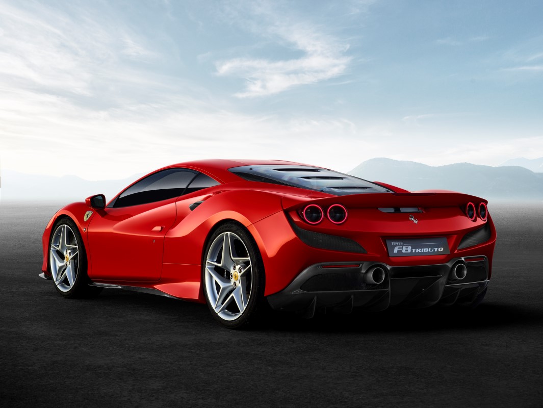 Ferrari-f8-tributo (4)