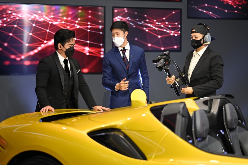 Ferrari SF90 Spider-Thailand Premiere (15)
